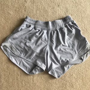 Lululemon hotty hot shorts 4”